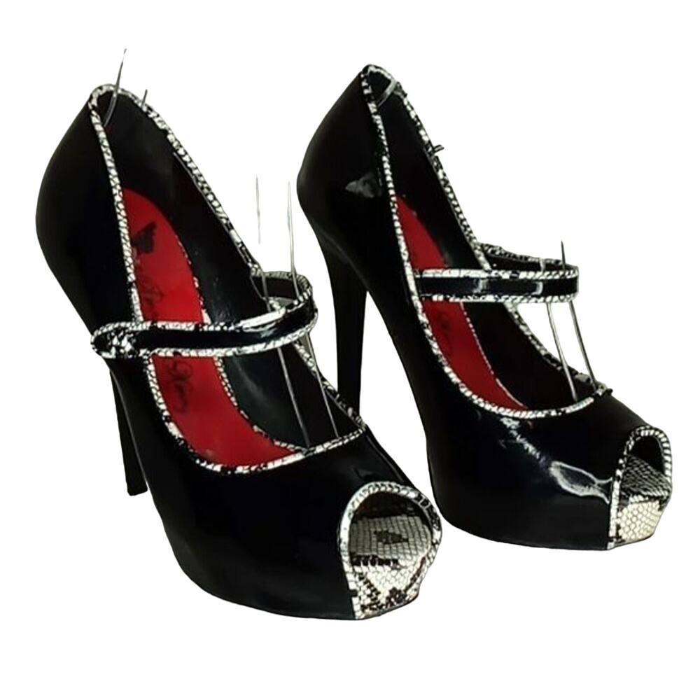 Penny loves Kenny Black/White Trim Platform Heels - 7M